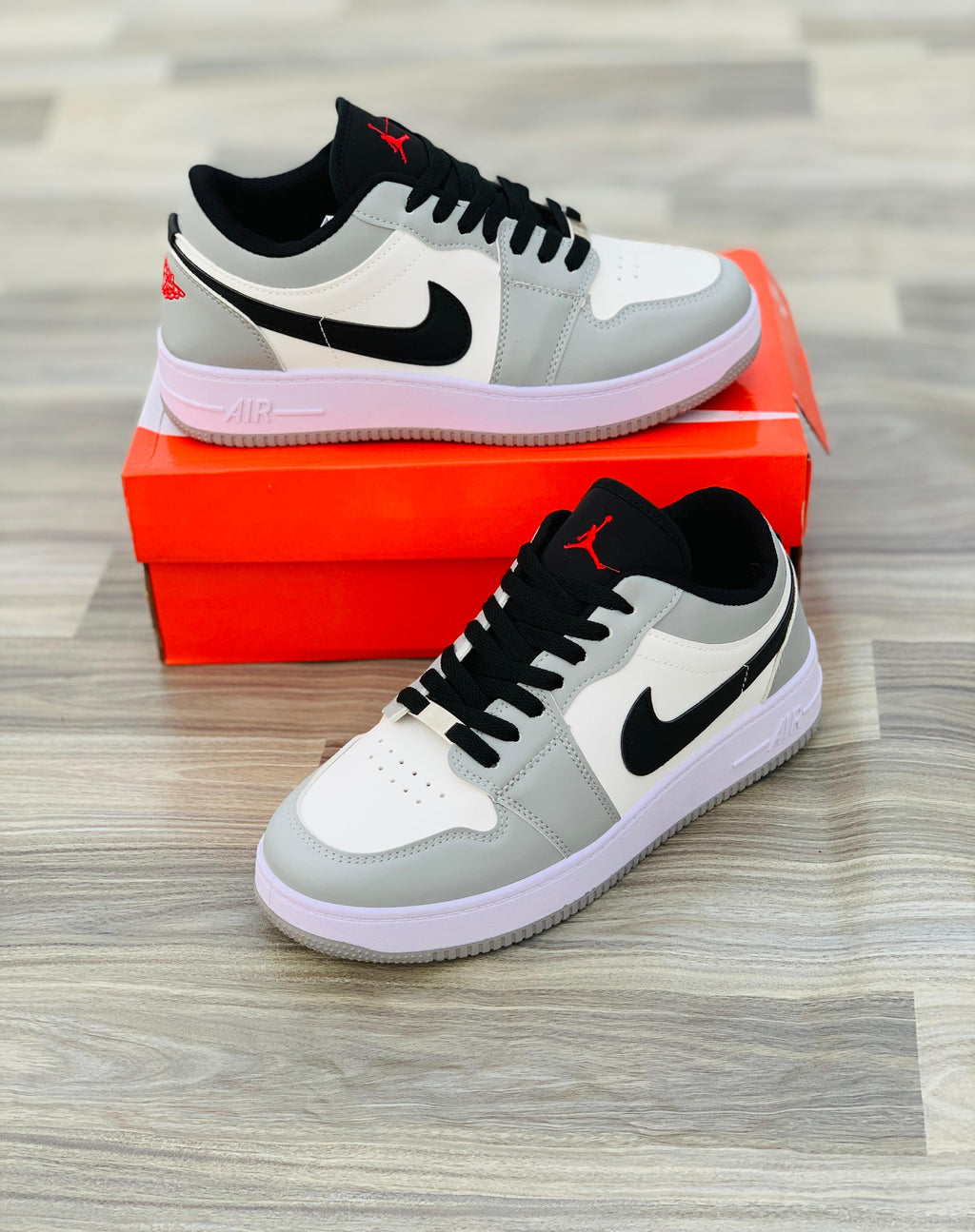 Nike Air Jordan Grey